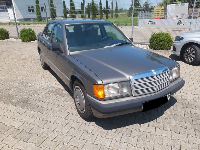 Mercedes-Benz 190 215.949 km 7.990 € Sasbach a.K 79361