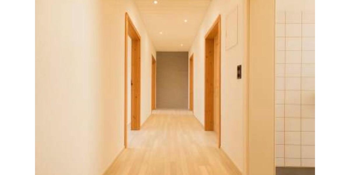 Etagenwohnung Ebringen - 6 Zimmer, 130 m&sup2;, 499.999&euro; | Angebot:24569516