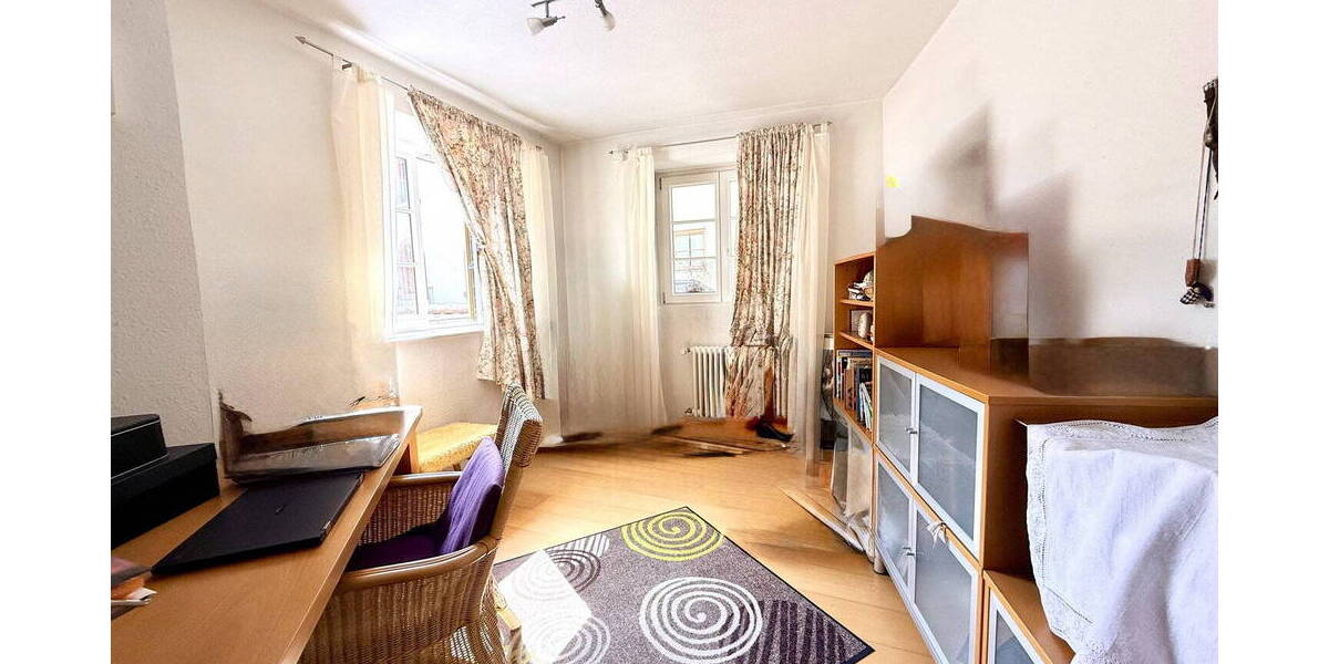 Etagenwohnung Staufen im Breisgau Staufen - 4 Zimmer, 121 m&sup2;, 1.600&euro; | Angebot:25909513