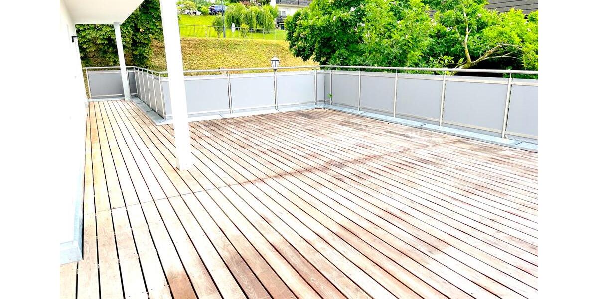 Dachgeschoßwohnung Badenweiler - 2 Zimmer, 111 m&sup2;, 1.600&euro; | Angebot:25539460