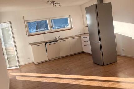 helle Erdgeschoss Wohnung zu vermieten 2 zimmer