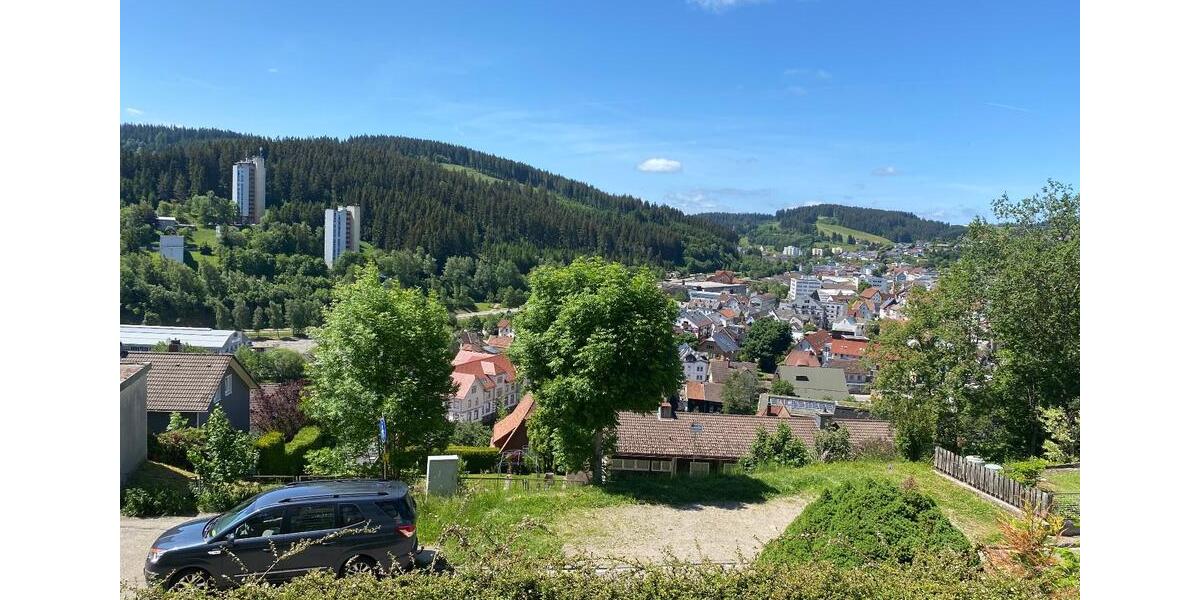 Doppelhaushälfte Furtwangen im Schwarzwald - 8 Zimmer, 150 m&sup2;, 298.000&euro; | Angebot:27053634