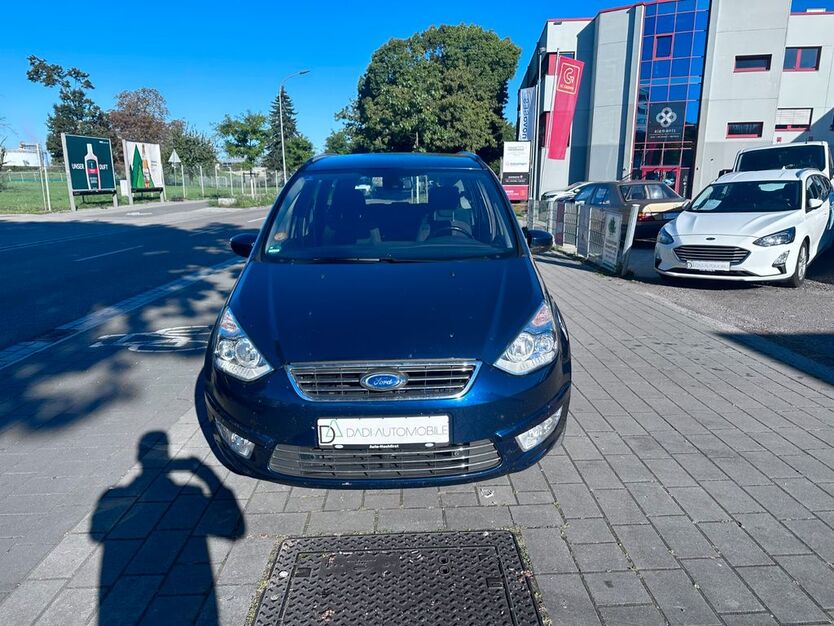 Ford Galaxy 173.000 km 7.690 € Freiburg 79108