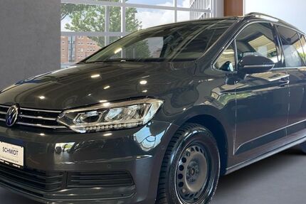VW Touran 141.150 km 19.490 &euro; Freiburg 79111