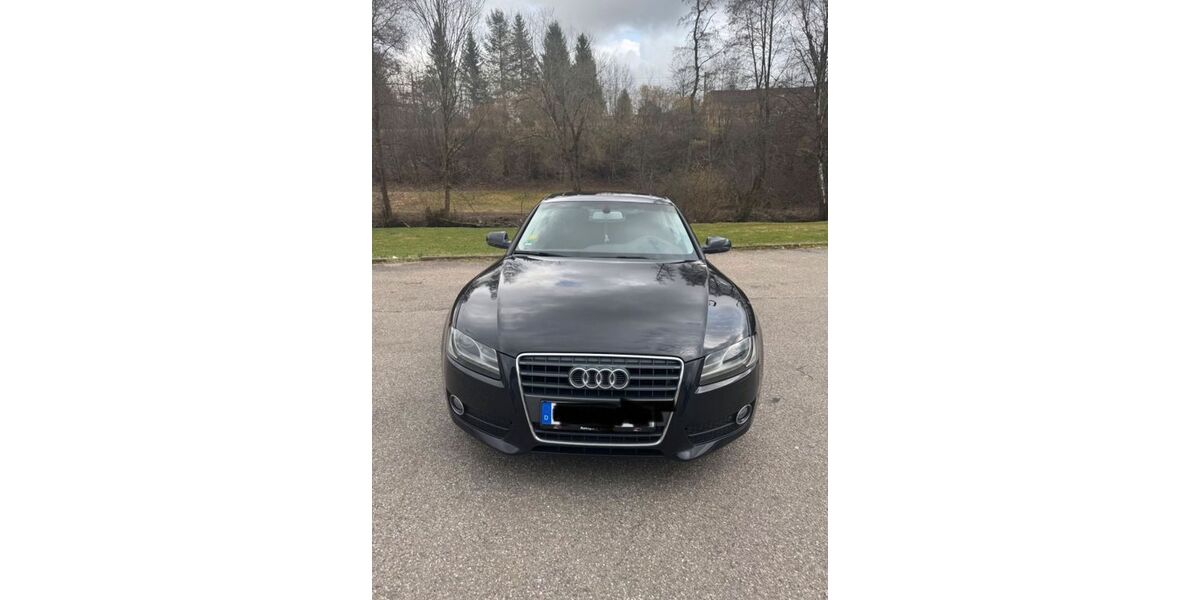 Audi A5 90.000 km 11.000 &euro; Winden 79297
