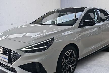 Hyundai i30 1.500 km 29.990 &euro; Freiburg im Breisgau 79108