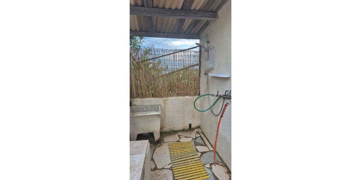 Einfamilienhaus Freiburg im Breisgau Brühl - 2 Zimmer, 120 m&sup2;, 80.000&euro; | Angebot:27244517