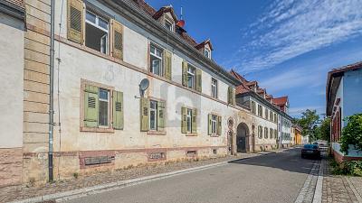 SELTENES HISTORISCHES UNIKAT - Haus Riegel am Kaiserstuhl | Angebot:27297416