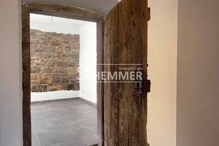 Haus zum Mieten in Emmendingen 3.393 € 237 m²