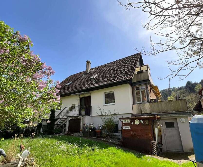 Haus zum Kaufen in Badenweiler 425.000 € 245 m²