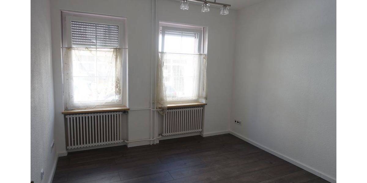 Mehrfamilienhaus, Wohnhaus Endingen - 9 Zimmer, 208 m&sup2;, 449.000&euro; | Angebot:26916485