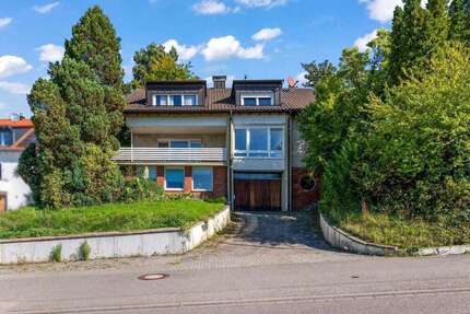 Haus zum Kaufen in Emmendingen 740.000 € 243 m² 7 zimmer