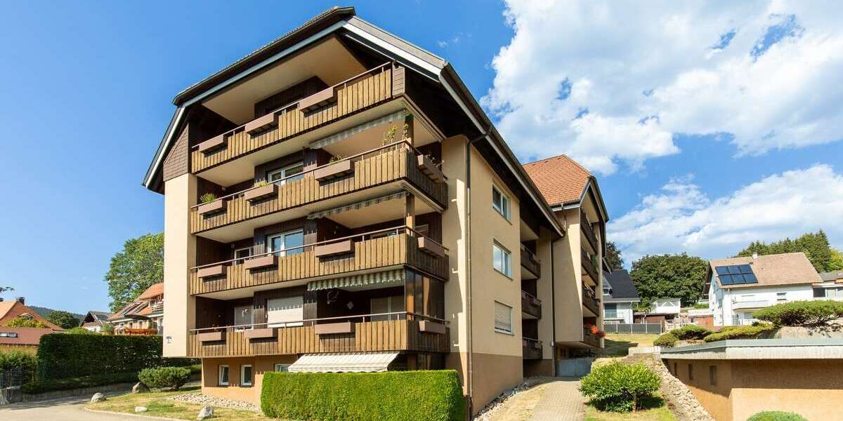 Etagenwohnung Titisee-Neustadt Neustadt - 4 Zimmer, 132 m&sup2;, 324.000&euro; | Angebot:27306449