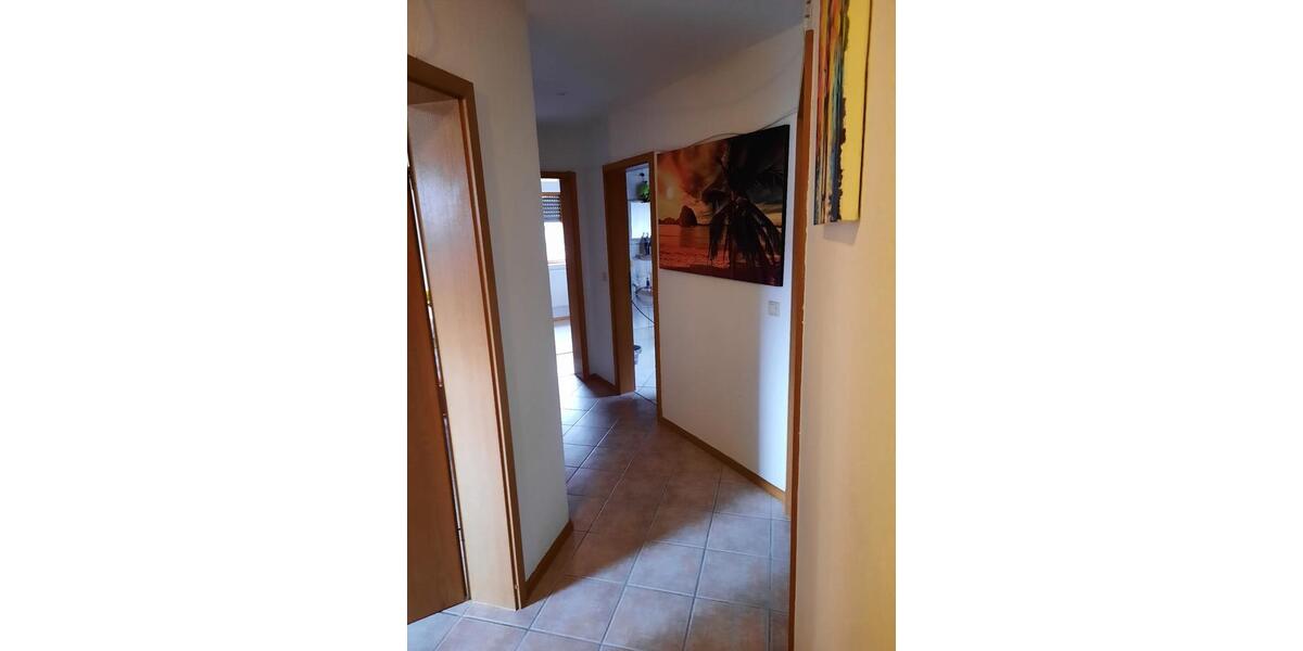 Etagenwohnung Heitersheim - 3 Zimmer, 78 m&sup2;, 1.320&euro; | Angebot:25049682