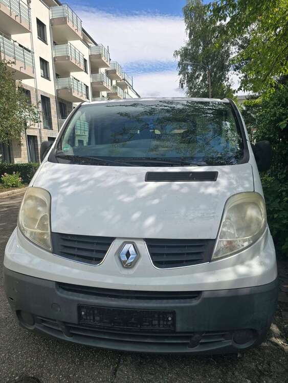 Renault Trafic 137.534 km 3.900 € Freiburg 79100