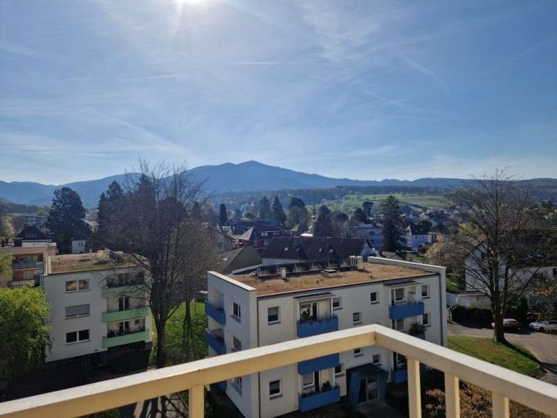 Wohnung zum Kaufen in Müllheim 290.000 € 107.5 m²