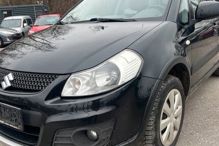 Suzuki SX4 160.000 km 3.500 € Freiburg 79108