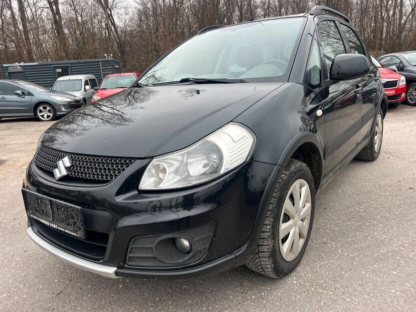Suzuki SX4 160.000 km 3.500 € Freiburg 79108