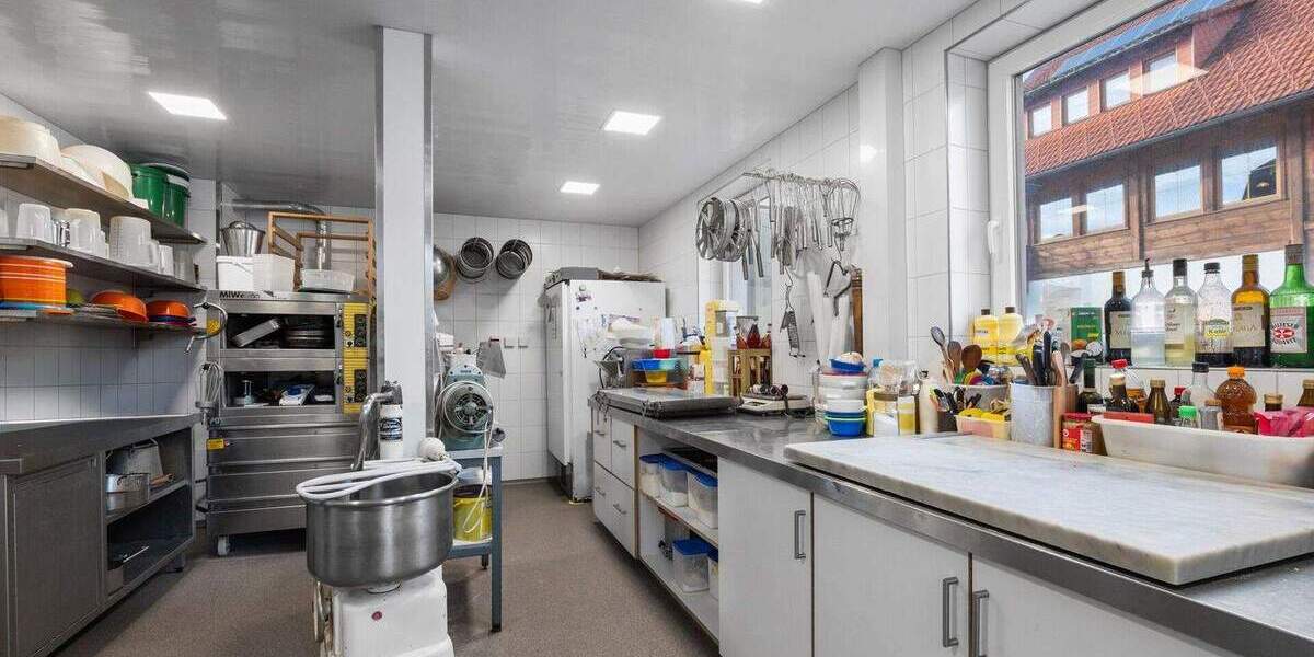 Mehrfamilienhaus, Wohnhaus Titisee-Neustadt Titisee - 1 Zimmer, 298 m&sup2;, 1.995.000&euro; | Angebot:25747051