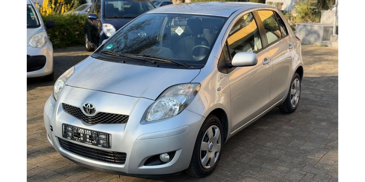 Toyota Yaris 112.000 km 4.490 &euro; Bötzingen 79268