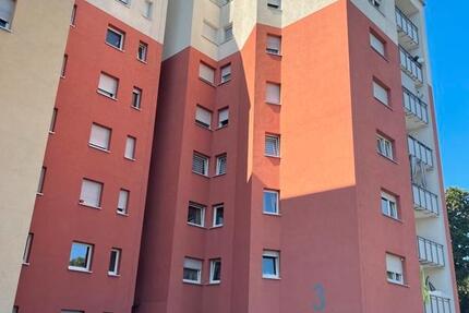 Ruhige Wohnung im 4. OG mit Balkon und Aufzug – Ahornweg 3, Bad Krozingen zimmer
