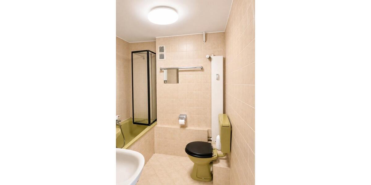 Dachgeschoßwohnung Freiburg im Breisgau Brühl - 2.5 Zimmer, 46 m&sup2;, 269.000&euro; | Angebot:27166495