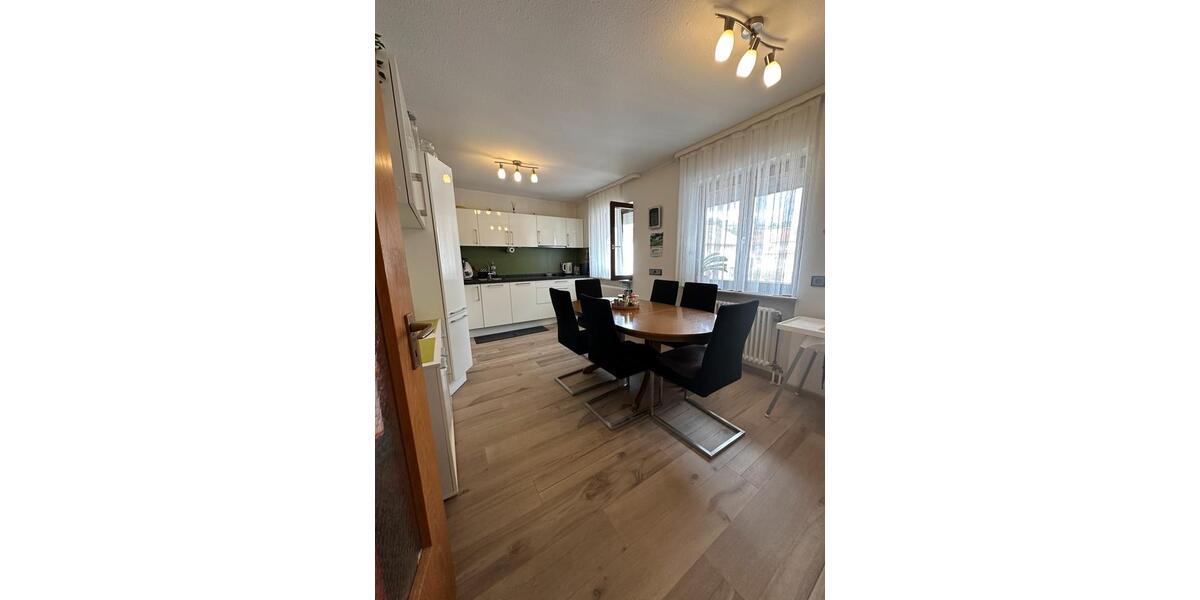Etagenwohnung Emmendingen - 3 Zimmer, 90 m&sup2;, 342.000&euro; | Angebot:26124317