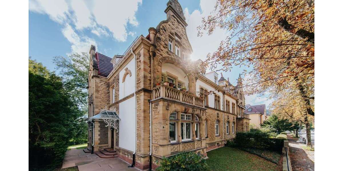 Haus zum Kaufen in Freiburg 2.500.000 € 439 m² 14 zimmer