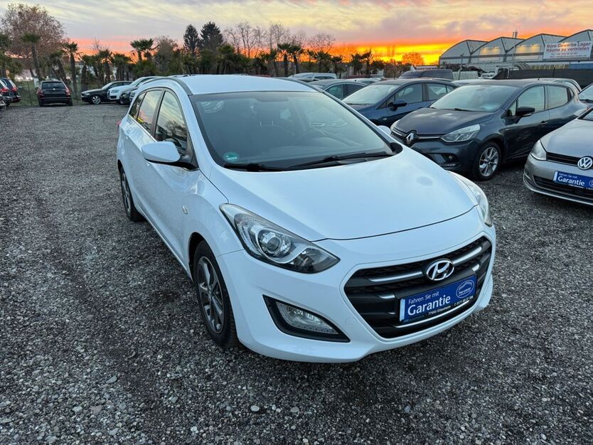 Hyundai i30 142.000 km 8.500 € Ettenheim 77955
