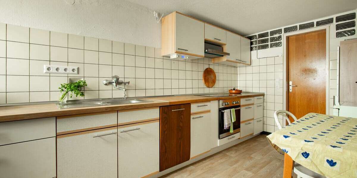 Etagenwohnung Titisee-Neustadt Neustadt - 3 Zimmer, 65 m&sup2;, 115.000&euro; | Angebot:22791613