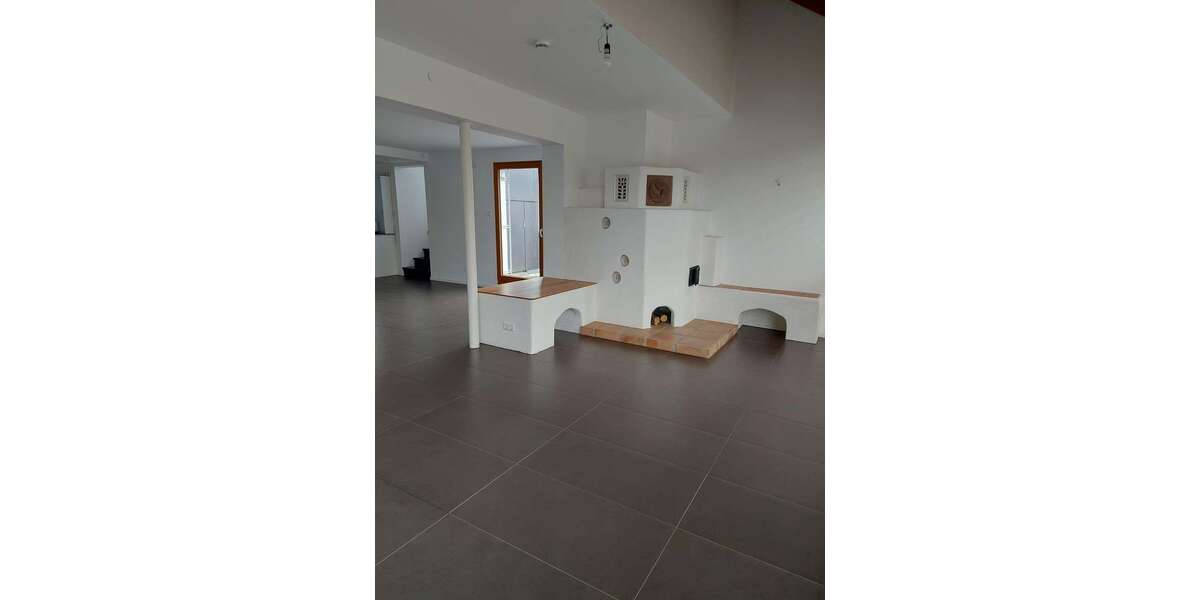 Etagenwohnung Emmendingen - 4 Zimmer, 150 m&sup2;, 1.500&euro; | Angebot:26553145