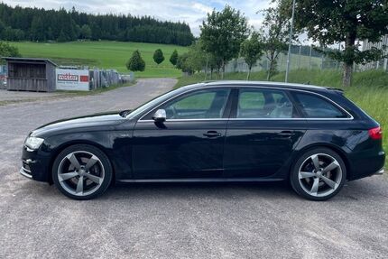 Audi S4 181.000 km 17.000 € St. Märgen 79274