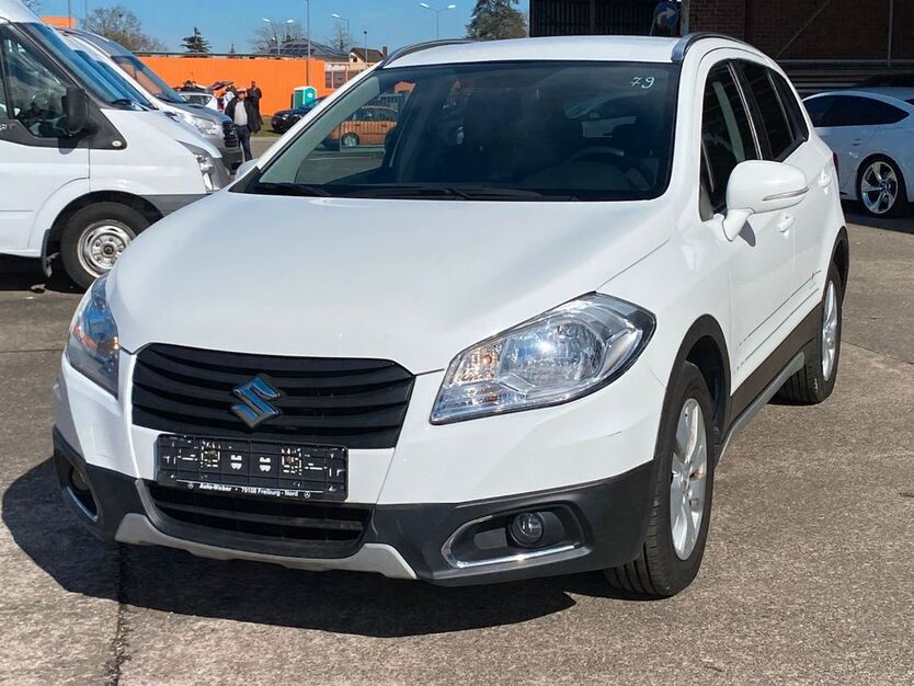 Suzuki (SX4) S-Cross 159.800 km 9.399 € Herbolzheim 79336