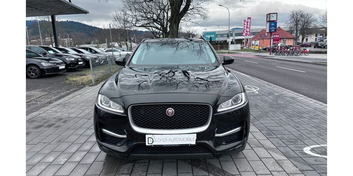 Jaguar F-Pace 247.000 km 15.990 &euro; Freiburg 79108