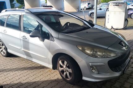 Peugeot 308 231.675 km 2.750 € Müllheim 79379