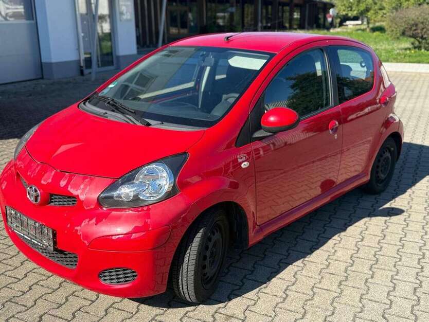 Toyota Aygo 113.000 km 2.800 € Müllheim 79379