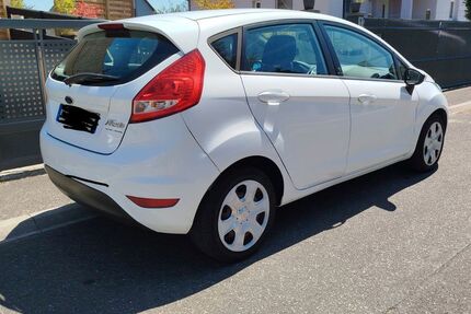 Ford Fiesta 178.000 km 2.900 &euro; Vogtsburg 79235