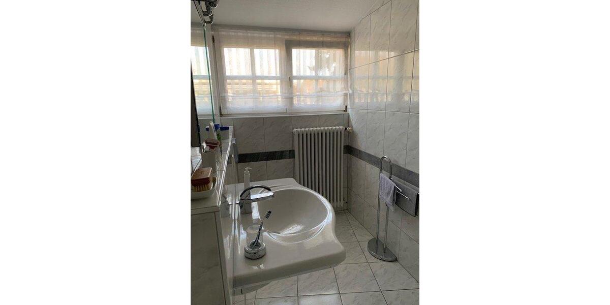 Einfamilienhaus Freiburg im Breisgau Betzenhausen - 6 Zimmer, 200 m&sup2;, 920.000&euro; | Angebot:26110425