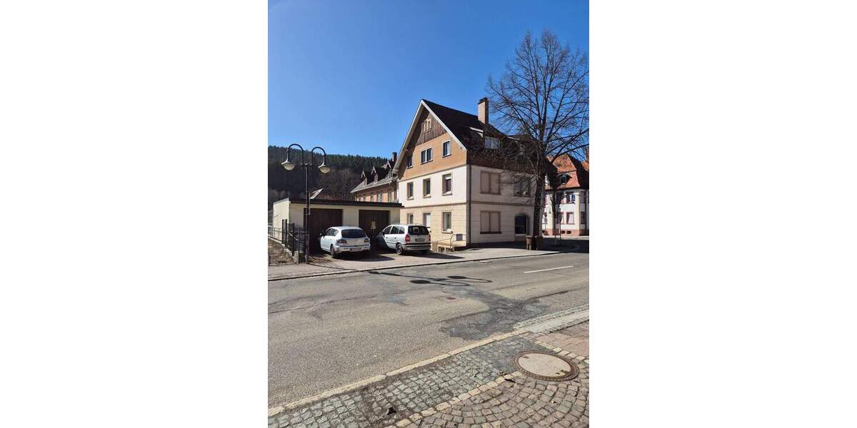 Mehrfamilienhaus, Wohnhaus Titisee-Neustadt Neustadt - 1 Zimmer, 475.000&euro; | Angebot:25845530