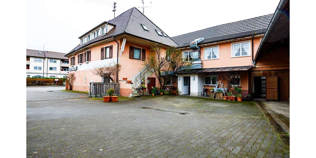 Einfamilienhaus Emmendingen - 15 Zimmer, 650 m&sup2;, 1.050.000&euro; | Angebot:25472382