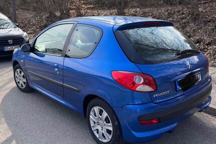 Peugeot 206 124.000 km 2.500 &euro; Freiburg 79111