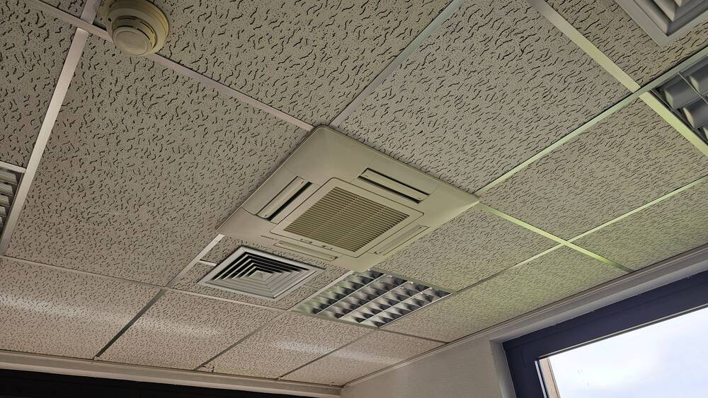 Gewerbeobjekt Freiburg im Breisgau St. Georgen - 1 Zimmer, 736 m&sup2;, 6.350&euro; | Angebot:23980762