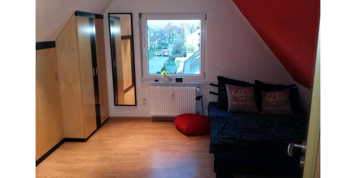 Dachgeschoßwohnung Ihringen - 2 Zimmer, 60 m&sup2;, 910&euro; | Angebot:26675119