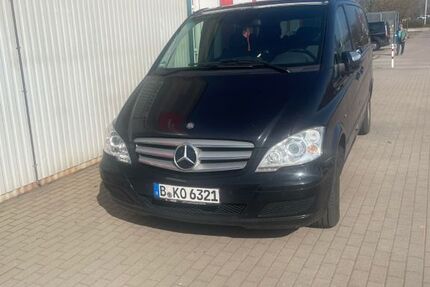 Mercedes Viano