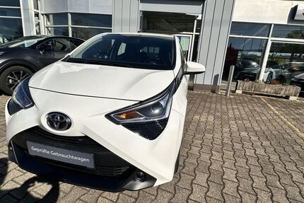 Toyota Aygo (X) 79.500 km 9.995 &euro; Freiburg 79111