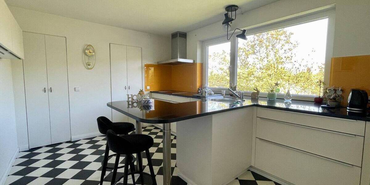 Einfamilienhaus Müllheim Niederweiler - 9 Zimmer, 240 m&sup2;, 720.000&euro; | Angebot:26804997