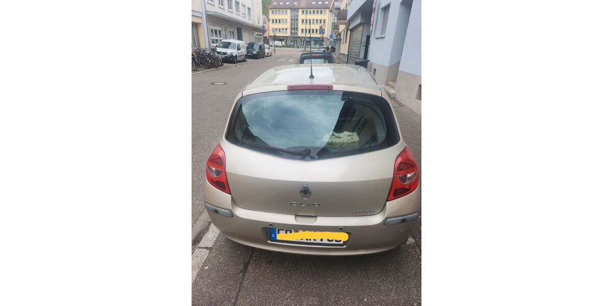 Renault Clio 175.000 km 3.000 &euro; Freiburg im breisgau 79098