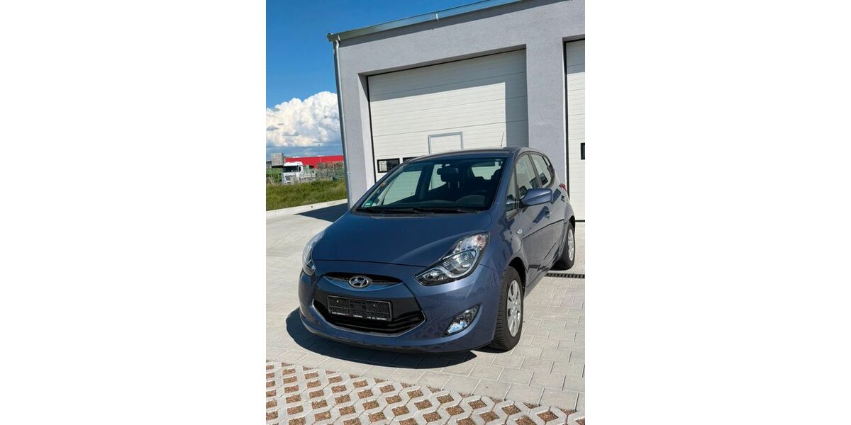 Hyundai ix20 39.000 km 8.490 &euro; Kenzingen 79341