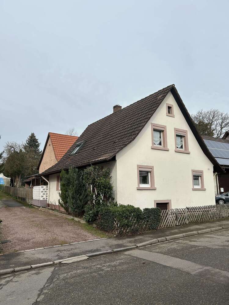 Haus zum Kaufen in Freiburg 566.000 € 113 m²