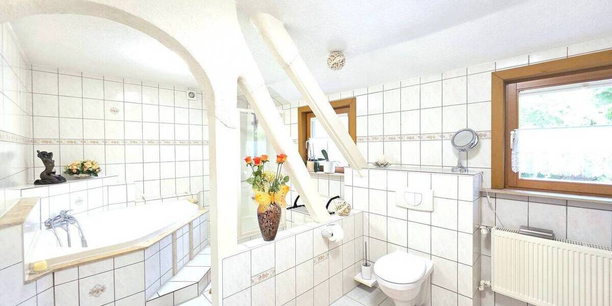 Mehrfamilienhaus, Wohnhaus Lenzkirch Saig - 1 Zimmer, 264 m&sup2;, 695.000&euro; | Angebot:23956780